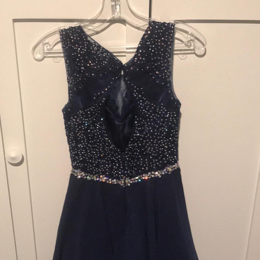 Navy prom dress - Picture 4 of 7